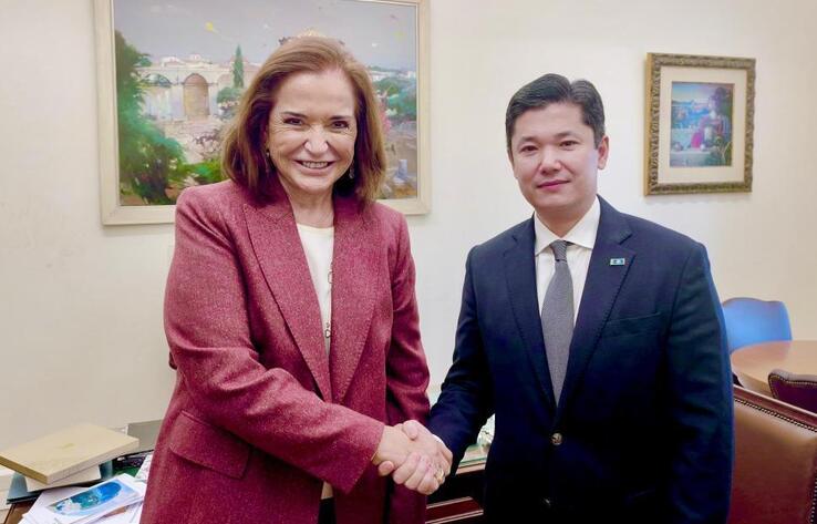 Грекия Парламентінде Қазақстандағы конституциялық реформалар талқыланды