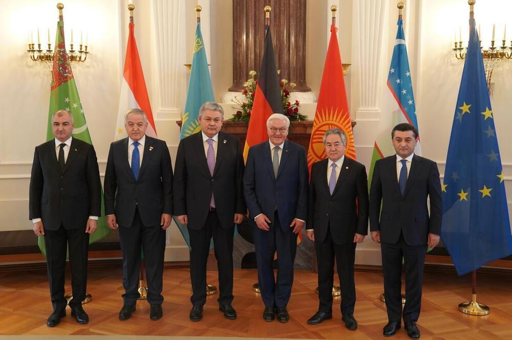 Foreign Ministers of Central Asian Countries Meet with the Federal President of Germany