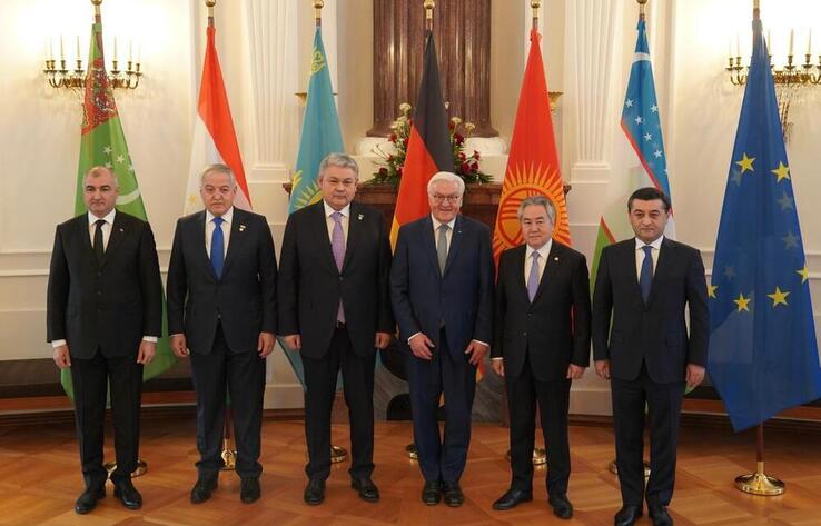 Foreign Ministers of Central Asian Countries Meet with the Federal President of Germany