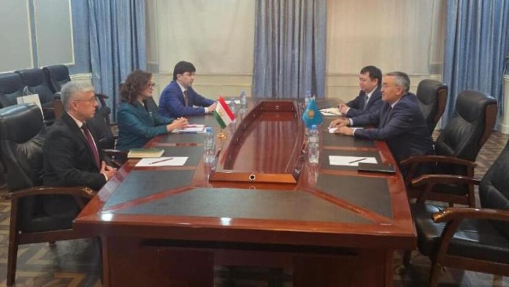 Казахстанские дипломаты провели ряд встреч по укреплению международного сотрудничества