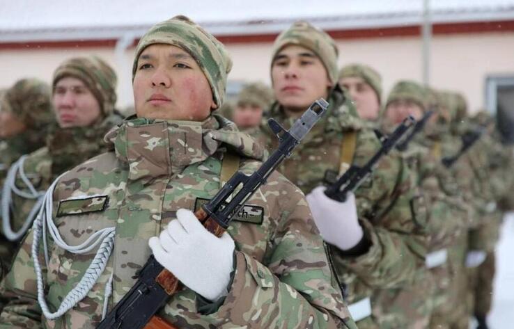В Минобороны напомнили казахстанцам о незаконности услуг по освобождению от армии