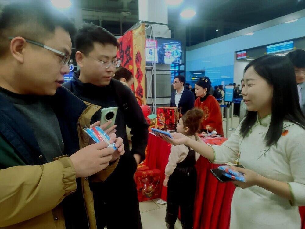 Алматы әуежайында Қытай Жаңа жылын мерекелеу. Сурет: Kazakhstan Today
