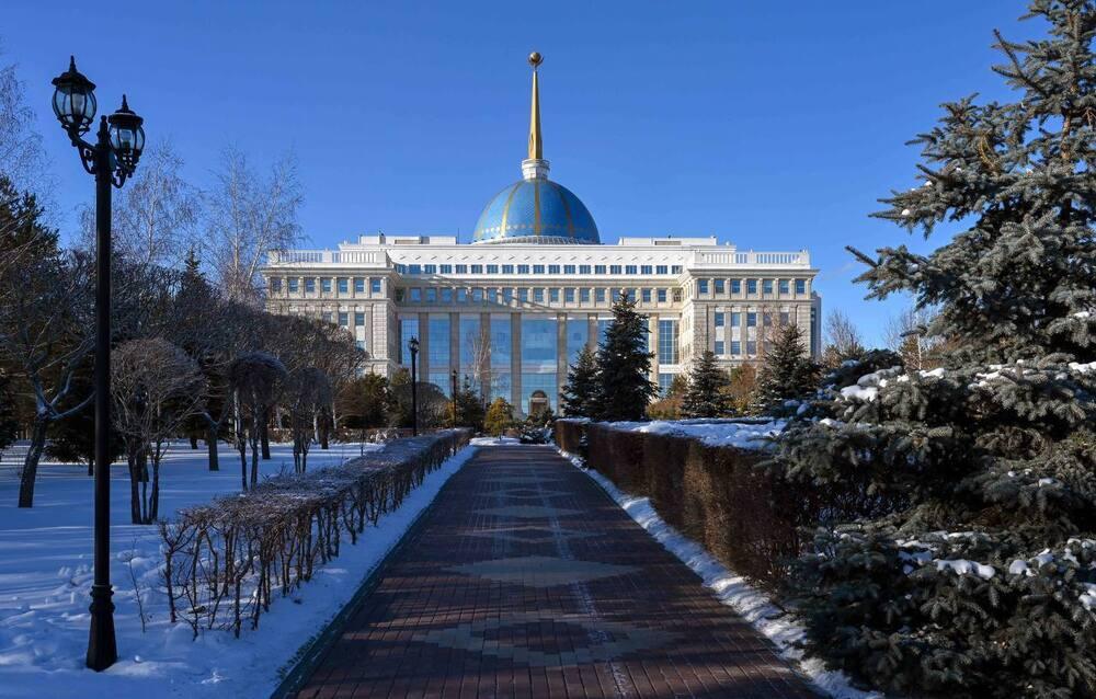 Токаев поздравил президента Сербии с Днем государственности
