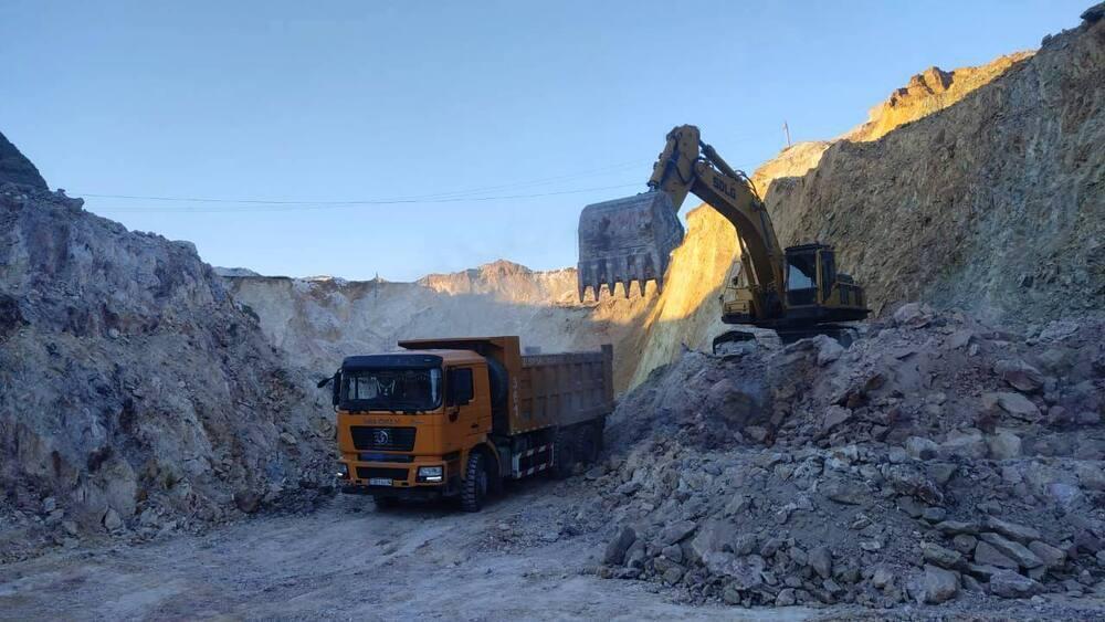 В Акмолинской области в карьере затонул экскаватор с машинистом 