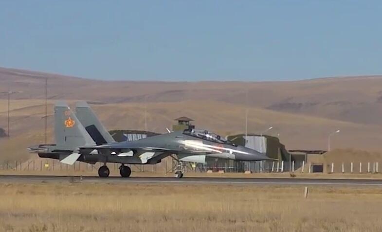 Fighter jet crashes, pilots eject safely in Kazakhstan’s Karaganda region