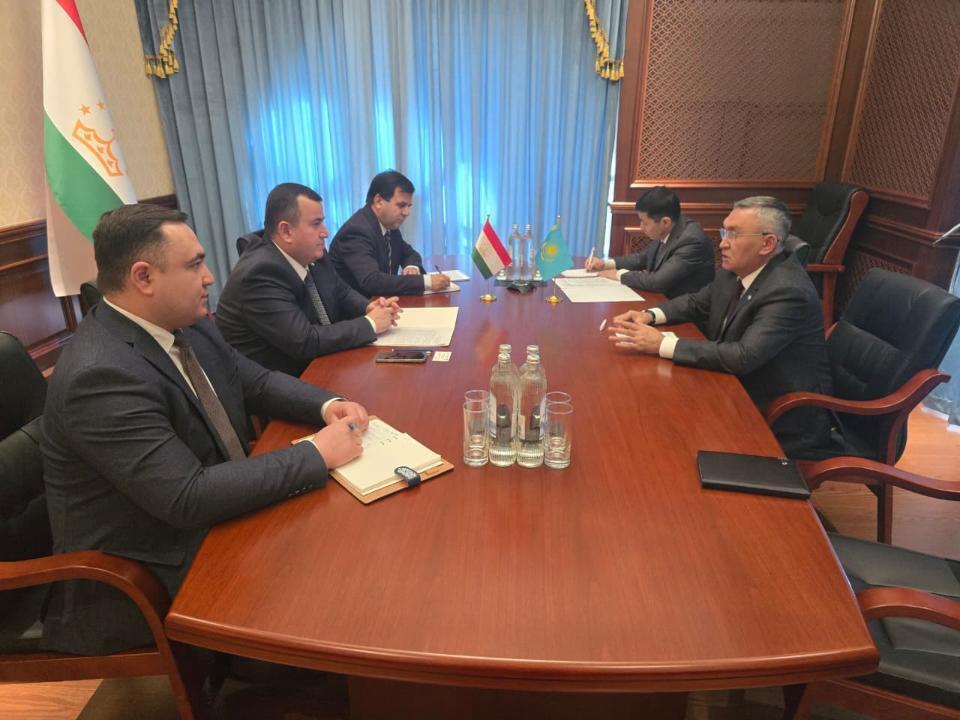 Душанбеде Қазақстан мен Тәжікстанның сауда-экономикалық ынтымақтастығын жандандыру мәселелері талқыланды