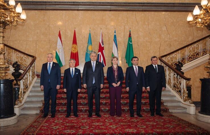 Кошербаев принял участие во встрече глав МИД в формате "Центральная Азия + Великобритания"