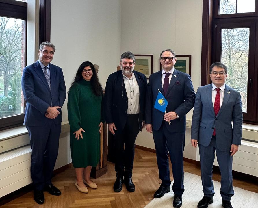 Бірлескен зерттеулер мен кадр даярлау Қазақстан мен Антверпен университеті диалогының өзегінде