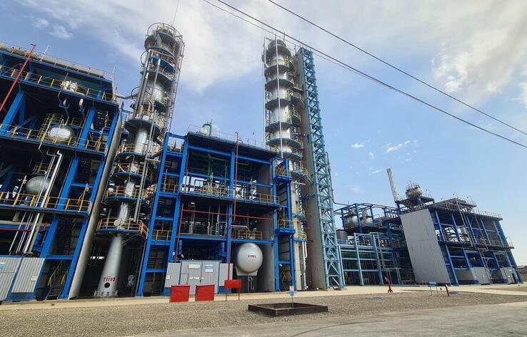 Казахстан временно запретит экспорт битума