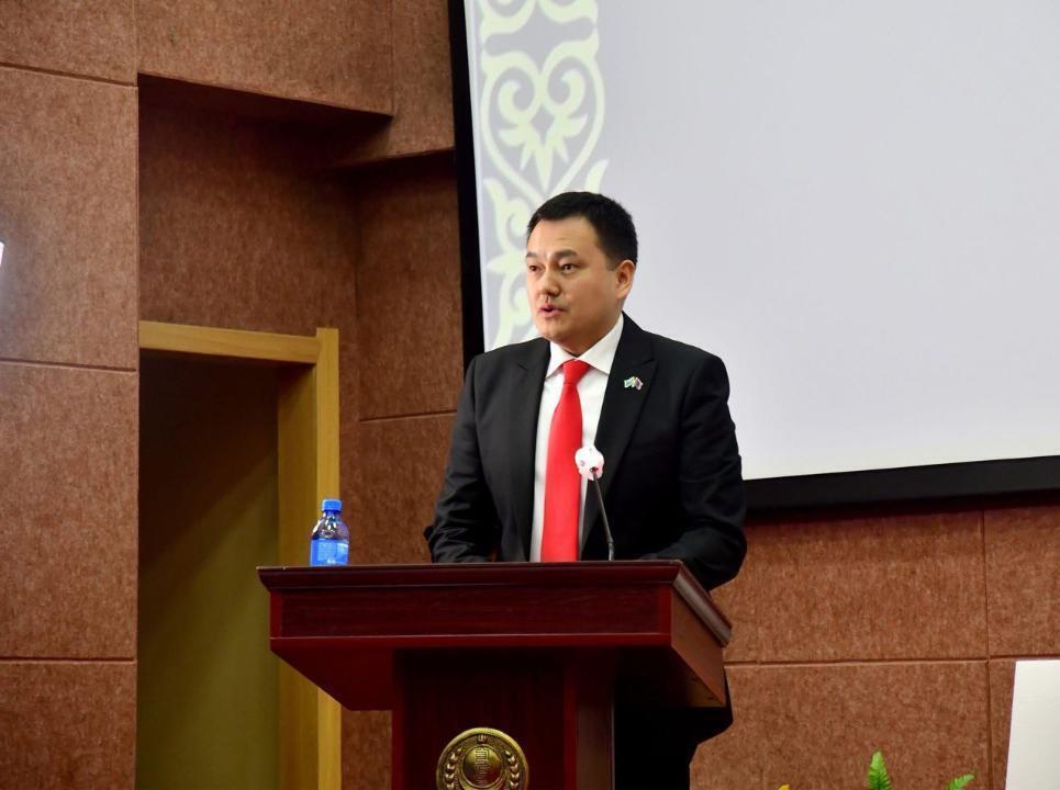 Mongolian Scholars Advocate Strengthening Partnership with Kazakhstan