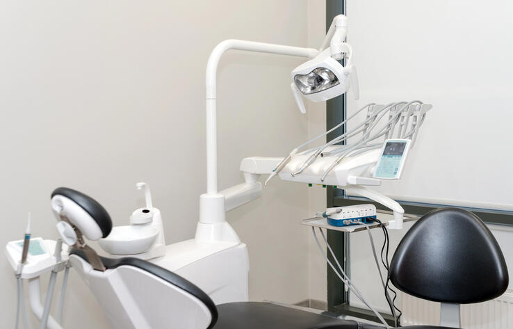 Директор стоматологических клиник подозревается в хищении средств ОСМС на 66 млн тенге