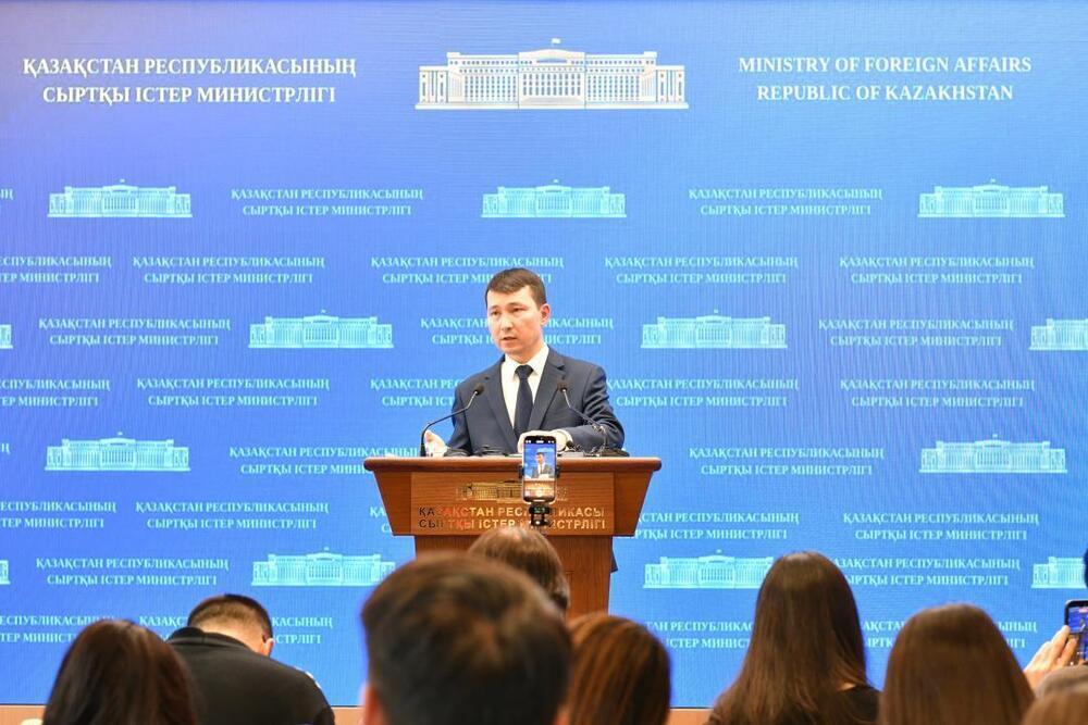Қазақстан Республикасы Сыртқы істер министрлігінің ресми өкілі Ерлан Жетібаевтың брифингі