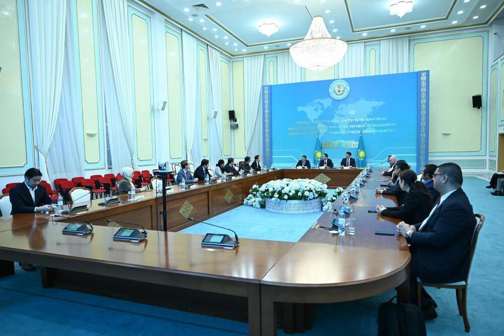 МИД: Встречи с дипломатами и представителями международных организаций прошли в Казахстане и за рубежом