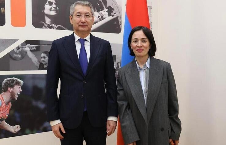 Expansion of Kazakh-Armenian Humanitarian Partnership Discussed in Yerevan