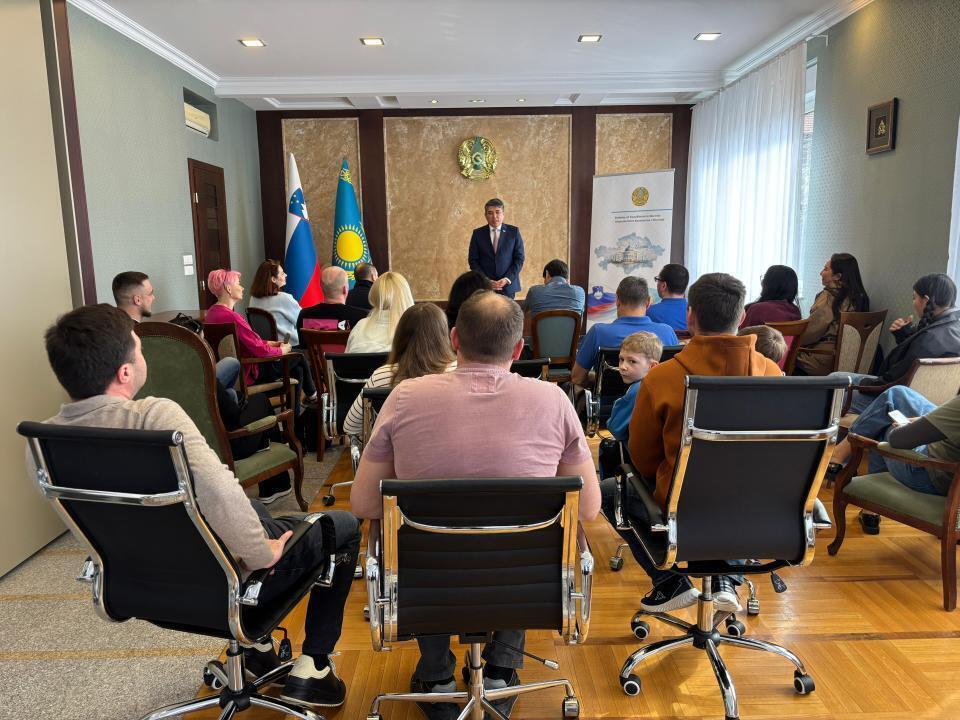 Словениядағы қазақстандық қауымдастықпен кездесуде Конституциялық реформа талқыланды