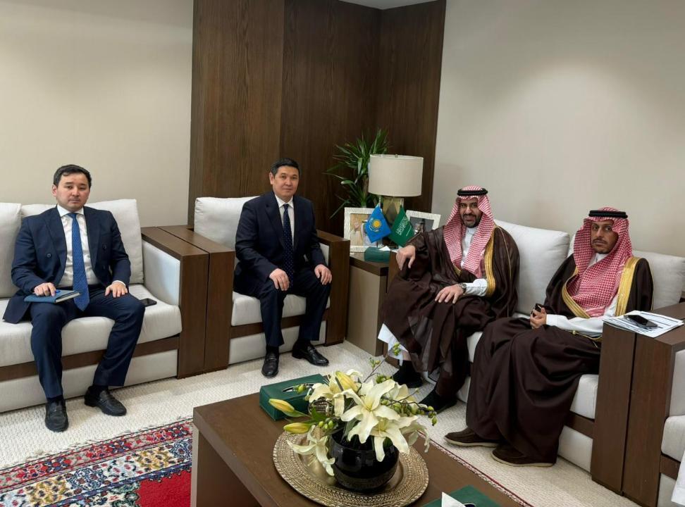 Kazakhstan and Saudi Arabia Discuss Ways to Strengthen Trade Ties Amid the Regional Situation