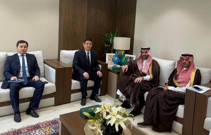 Kazakhstan and Saudi Arabia Discuss Ways to Strengthen Trade Ties Amid the Regional Situation