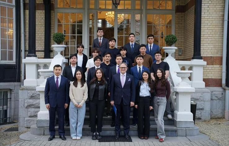 Бельгиядағы Қазақстан жастары алдағы республикалық референдумды талқылады