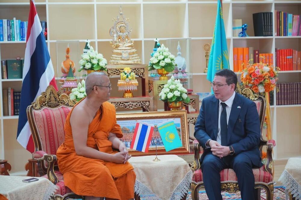 МИД: казахстанские дипломаты провели ряд встреч