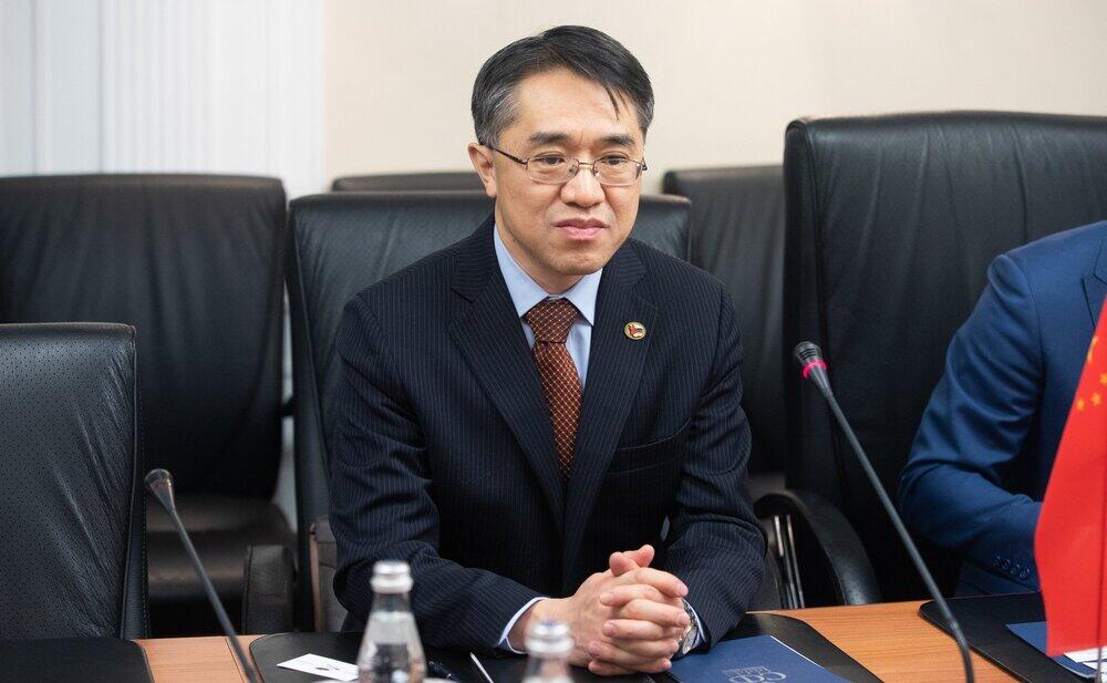 Генконсул КНР в Алматы назвал референдум по новой Конституции большим политическим событием
