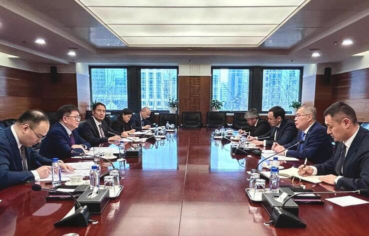 Бейжіңде Қазақстан мен Қытай арасындағы сауда-экономикалық байланыстарды кеңейту және стратегиялық серіктестікті нығайту сұрақтары талқыланды