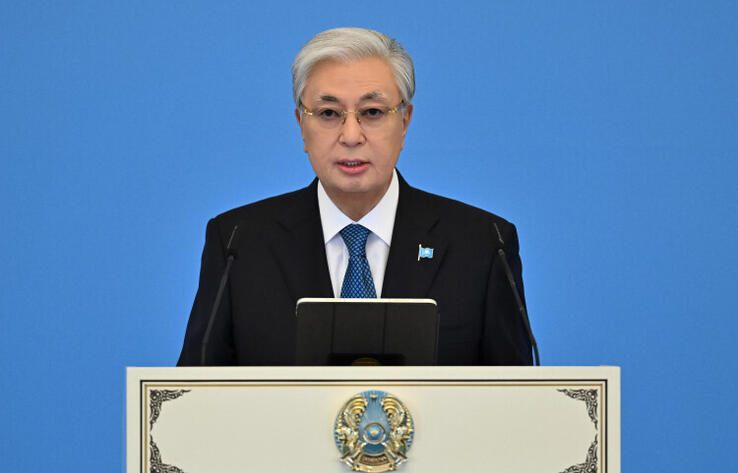 Президент выступил на торжественном мероприятии по случаю принятия Конституции