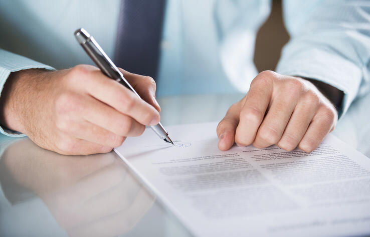 В Казахстане больше нельзя использовать ГПХ вместо трудовых договоров