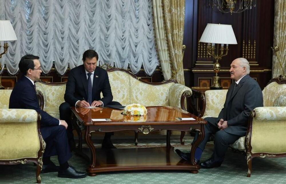 Беларусь Президенті Қазақстанды референдумның сәтті өтуімен құттықтады