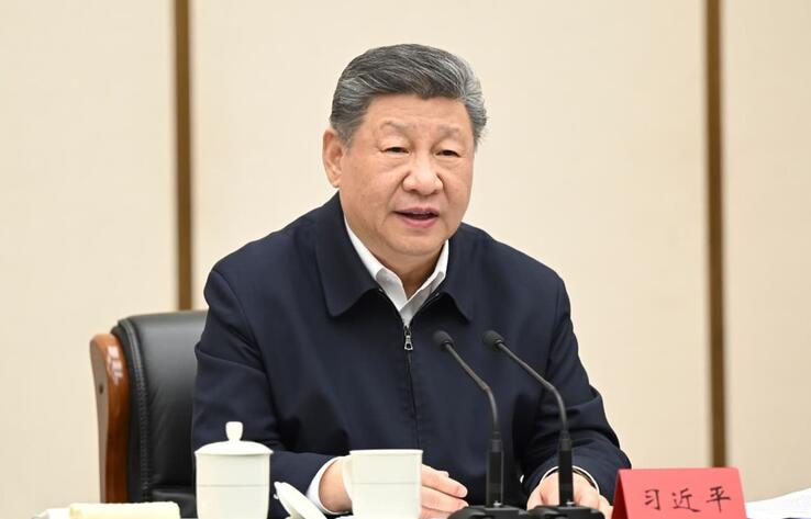 Заголовки "Синьхуа": Си Цзиньпин продвигает утверждение правильного понимания должностных заслуг для чиновников