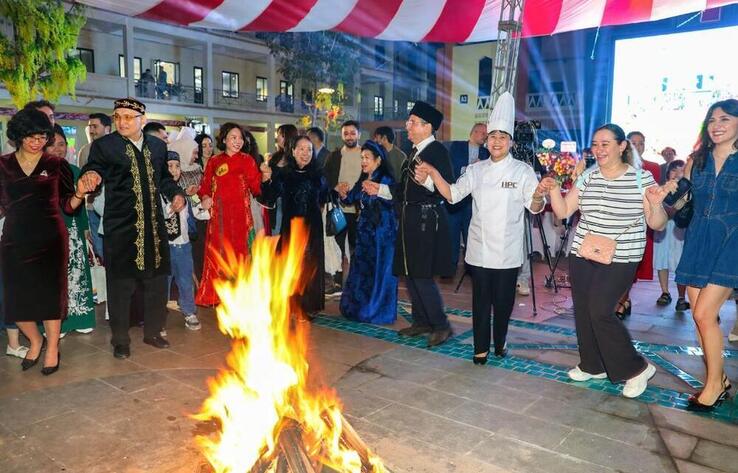 Наурыз мерекесі Ханойда тойланды