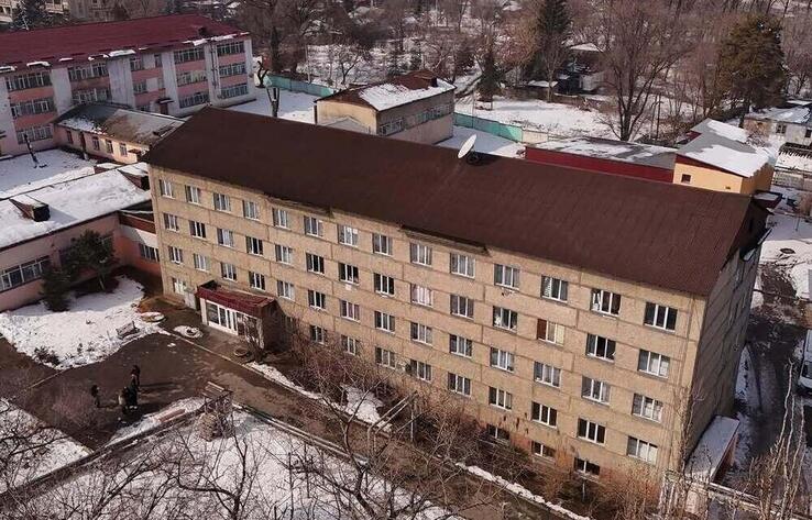 В Алматы снесли несколько корпусов детдома "Баганашыл"