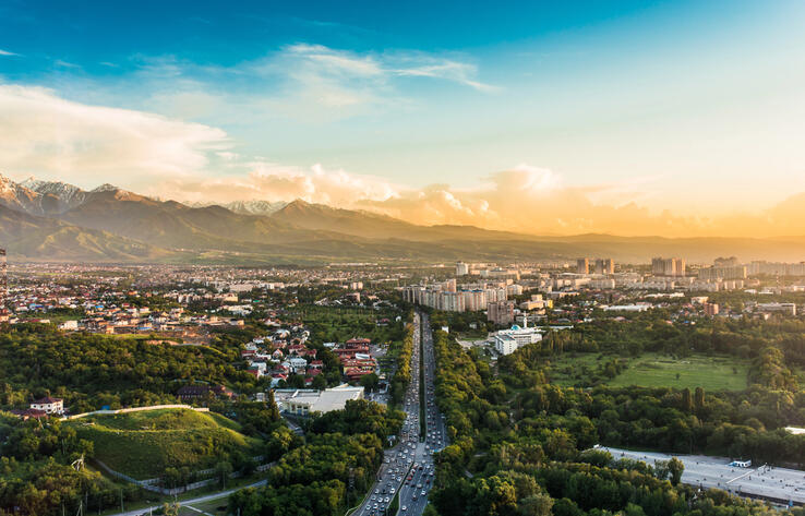 Жители "Абайских дач" в Алматы более 10 лет пытаются стать горожанами
