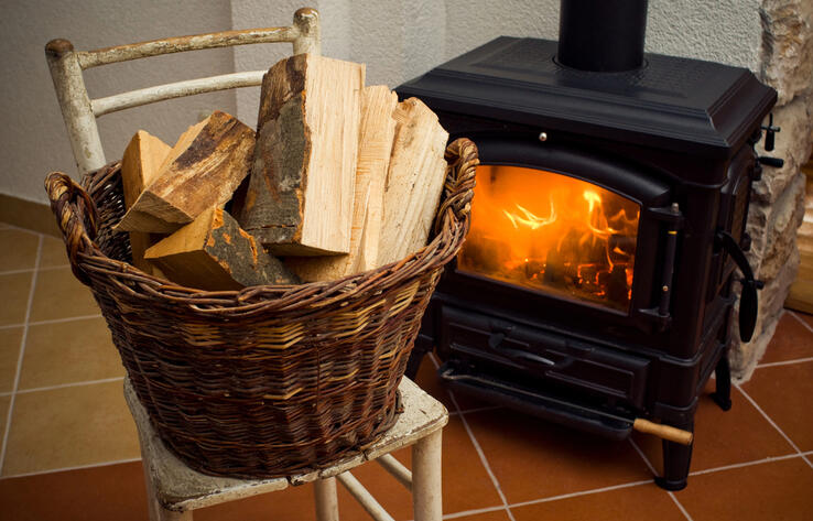 Запрет на отопление домов углем в газифицированных районах Алматы: что думают казахстанцы 