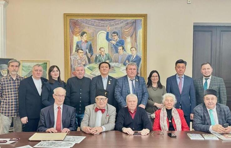 Қазақстан мен Татарстан жазушыларының әдеби байланыстары кеңейе түсуде