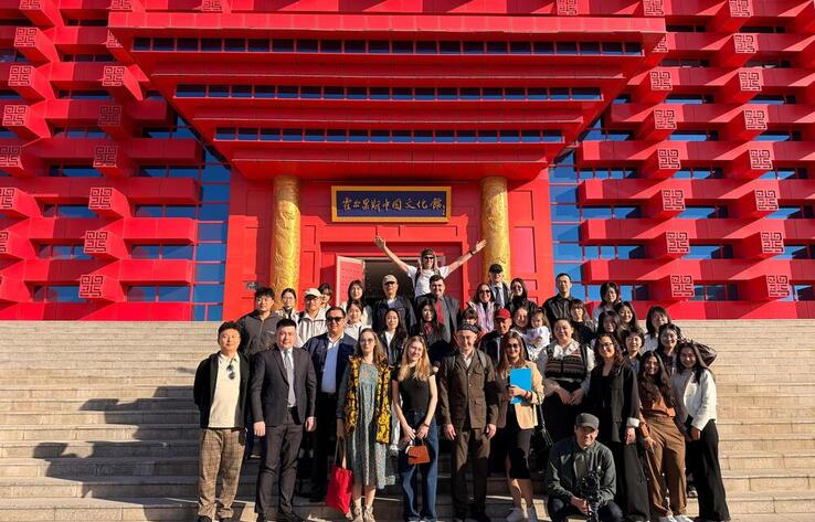 МЦПС "Хоргос": На китайской стороне центра прошел масштабный медиа-салон "Китай - Центральная Азия"