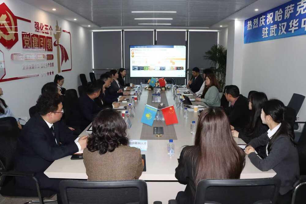 В китайском Ухане открылось представительство QazTrade