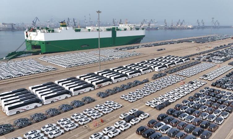 Смена лидера на мировом авторынке: как стратегия и инновации вывели Китай в лидеры