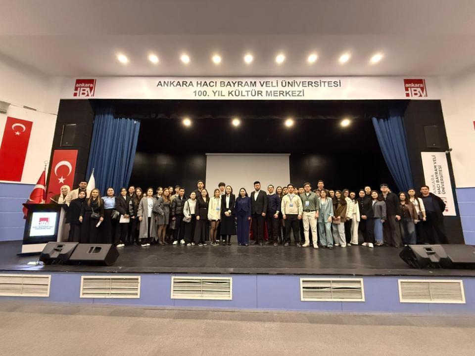 Түркияда қазақстандық студенттер зияткерлік додада бас қосты