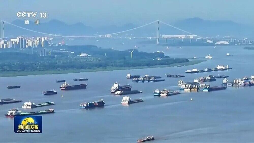 Китай проложит высокоскоростную железную дорогу под водой реки Янцзы