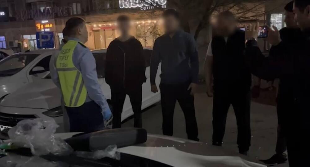 В Алматы изъяли килограмм синтетических наркотиков и боеприпасы