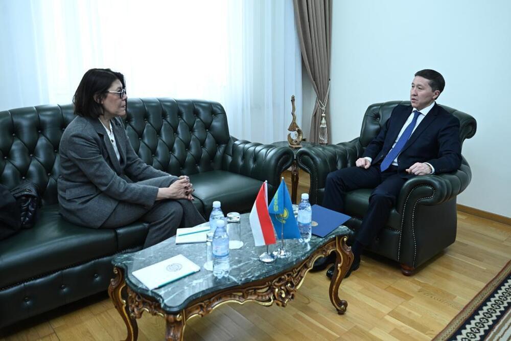 Ambassador of Monaco Presents Copies of Letters of Credence