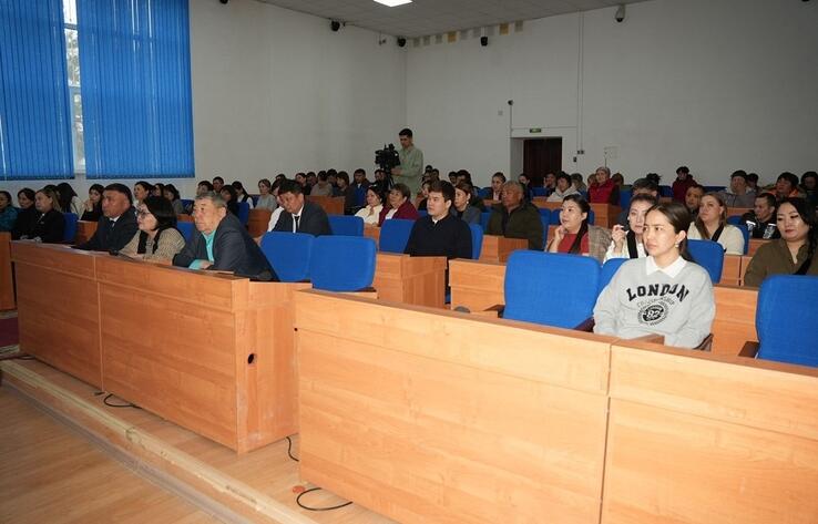 Будущее без мусора: молодежь Уланского района поддерживает "Таза Қазақстан"