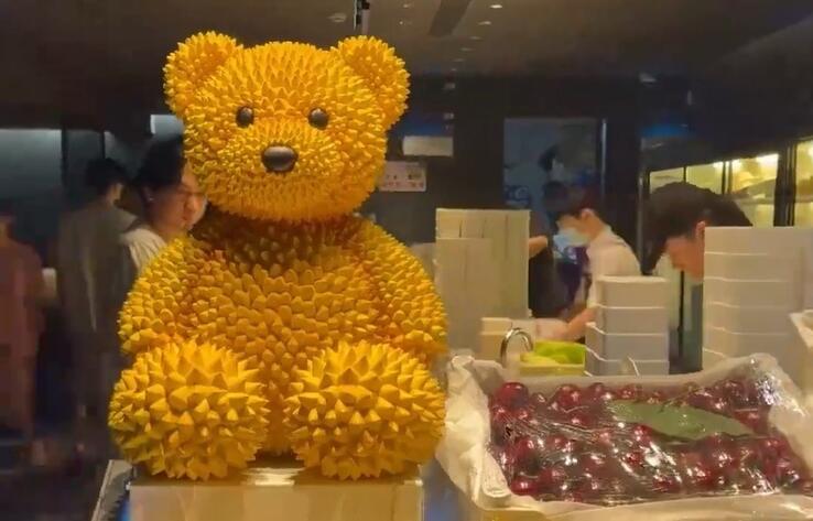 Foreign Friends Experience China Spa: A New Taste of Chinese