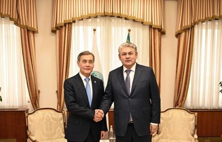 Министр иностранных дел Казахстана провел переговоры с генсеком ШОС