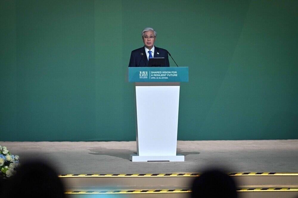 托卡耶夫：保护地球是全人类的共同责任