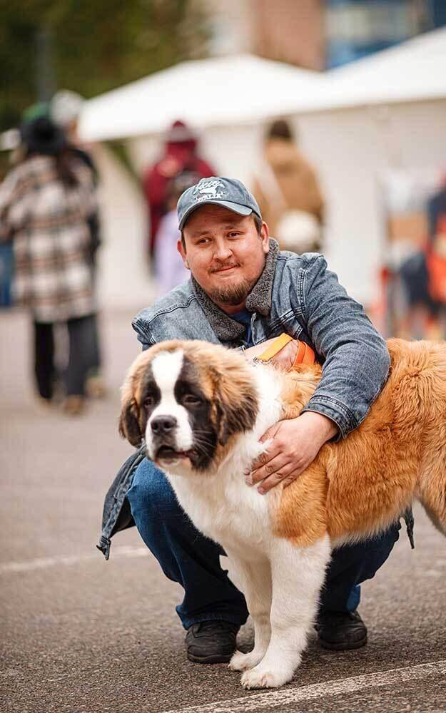Алматыда PetFest 2026 үй жануарлары мен олардың иелеріне арналған ең ірі қалалық фестиваль өтті. Сурет: PetFest