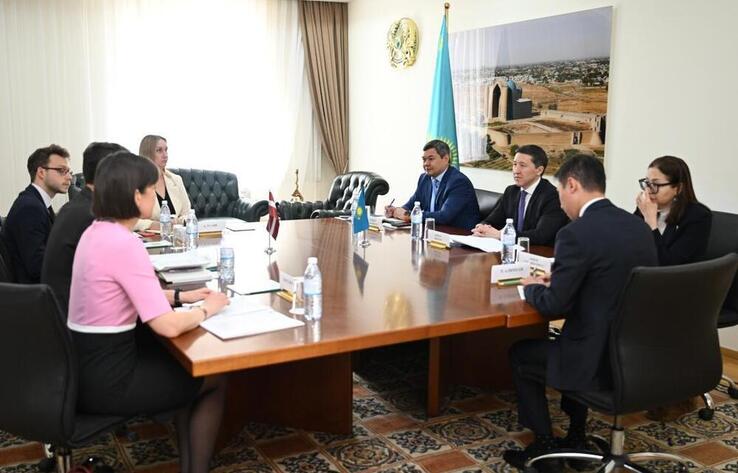 Қазақстан мен Латвия екіжақты қатынастарды тереңдетуге ұмтылысын растады