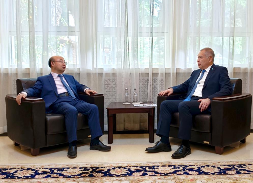 МИД: Казахстан укрепляет международное сотрудничество в торговле, инвестициях и здравоохранении 
