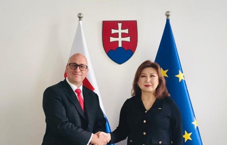 МИД: Казахстан развивает международное сотрудничество в транспортной, образовательной и торгово-экономической сферах