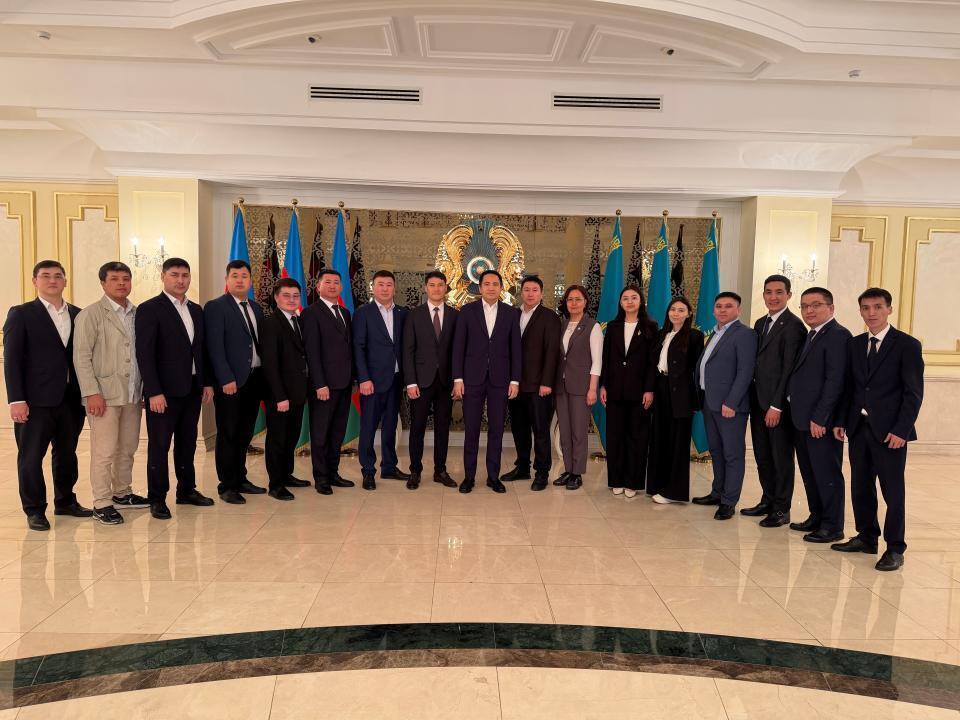 Қазақстанның мемлекеттік қызметкерлері Бакуда оқу-тәжірибелік бағдарламадан өтті